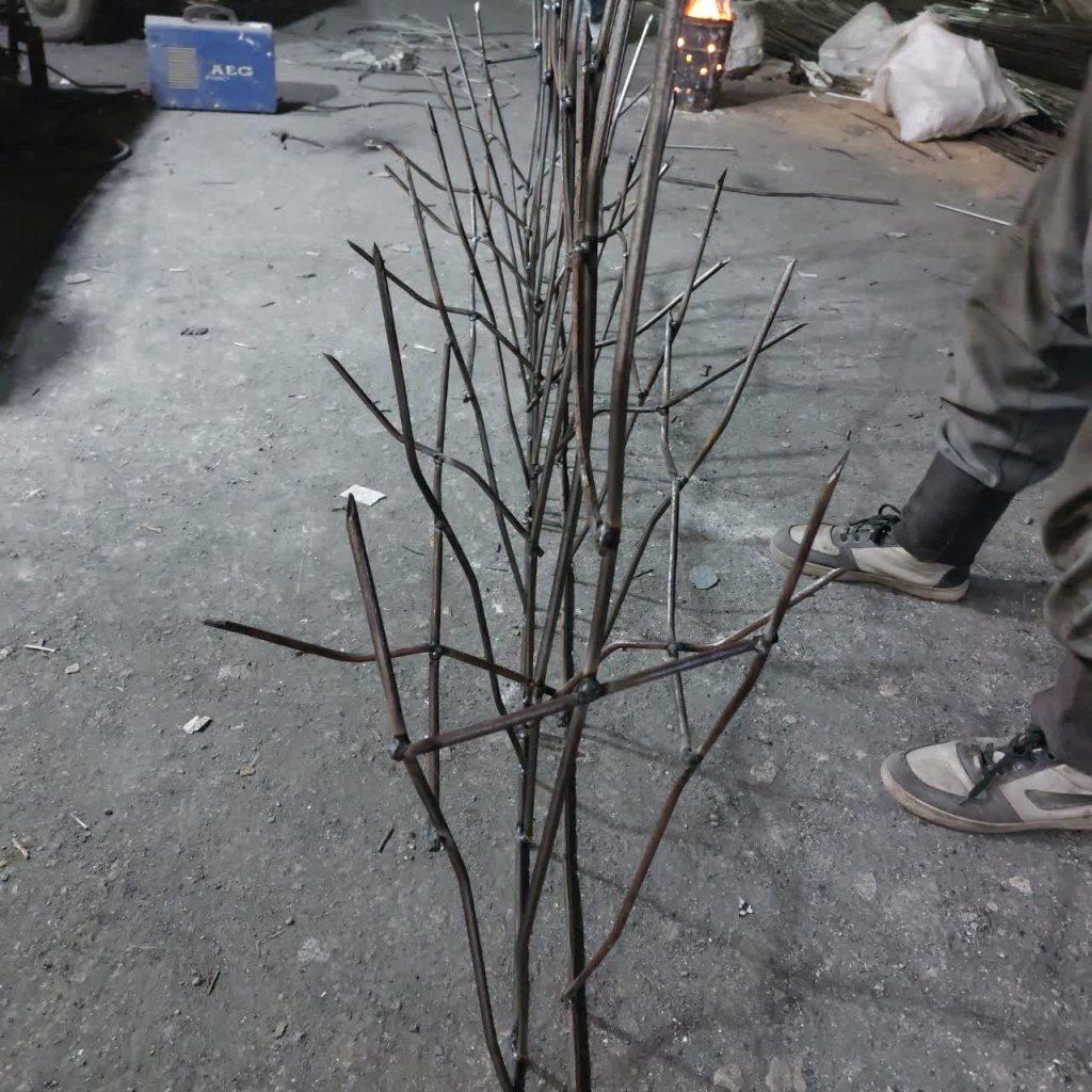 IMG 20260605 113901 164 1024x1024 - حفاظ شاخ گوزنی در چناران دماوند؛ زیبایی حصار، امنیت واقعی برای خانه&zwnj;های محله&zwnj;های خوش&zwnj;منظر